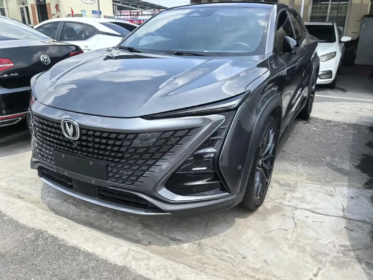 2022 ChangAn UNI-T 1.5T 188HP L4 7DCT