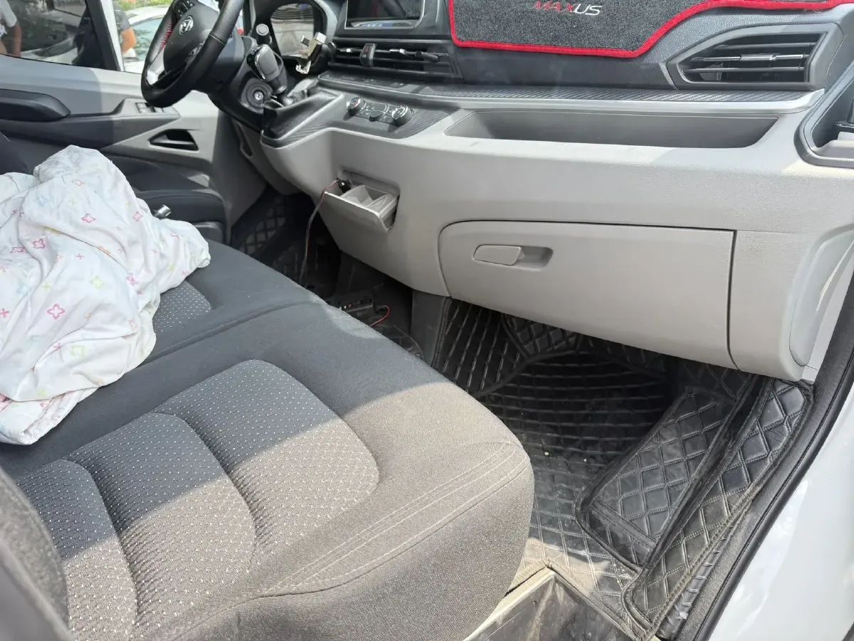 2021 MAXUS V80 RV 2.0T 139HP L4 6AMT,autocango,china used car exporter,china ev exporter,chinese used car exporter,chinese used ev exporter