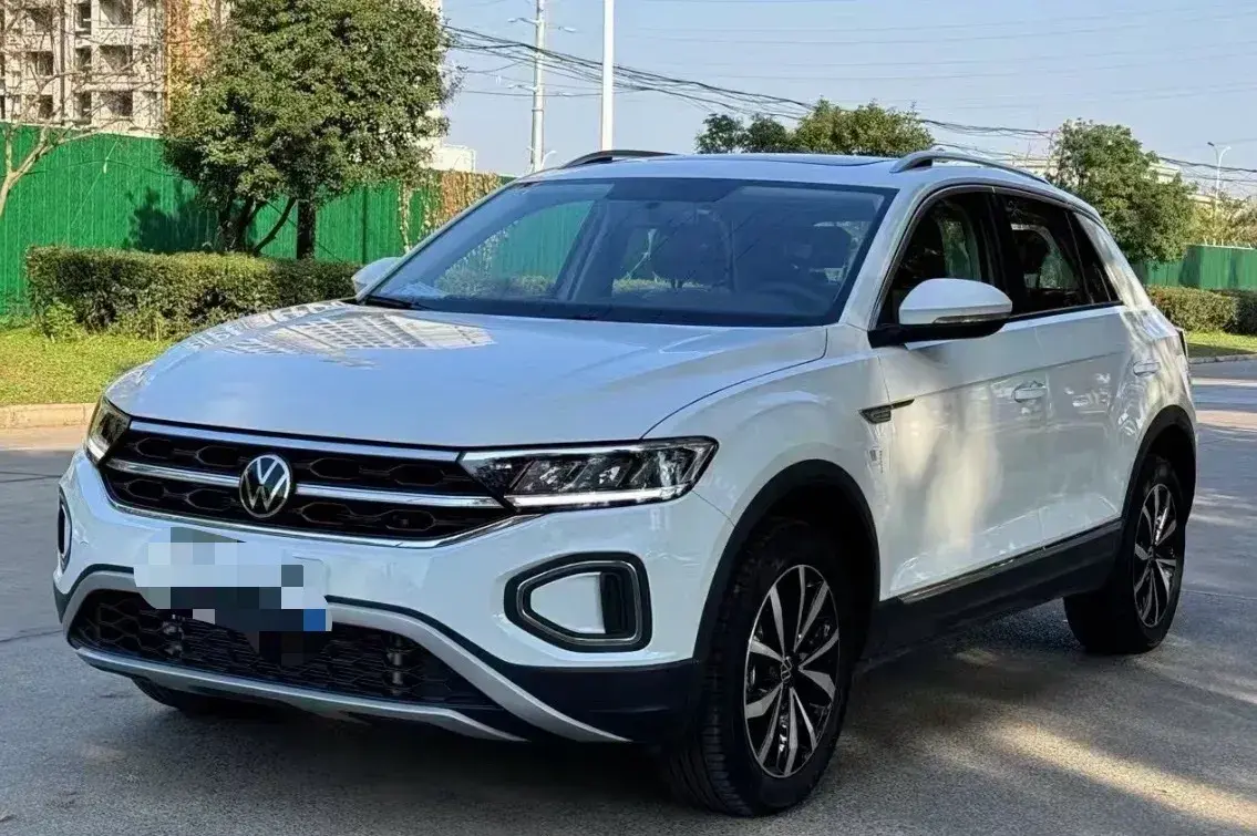 2024 Volkswagen T-Roc 1.4T 150HP L4 7DCT