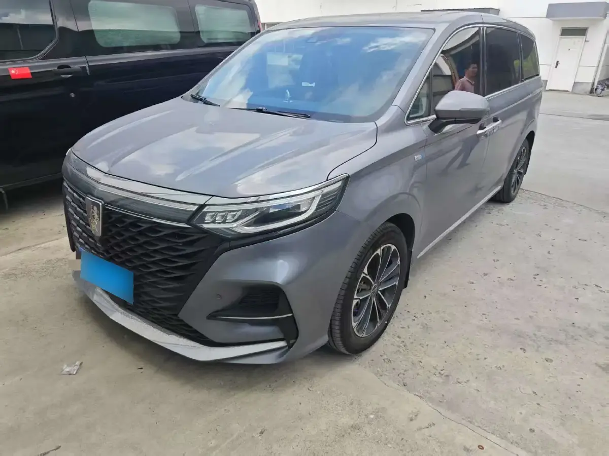 2022 Roewe iMAX8 2.0T 234HP L4 8AT