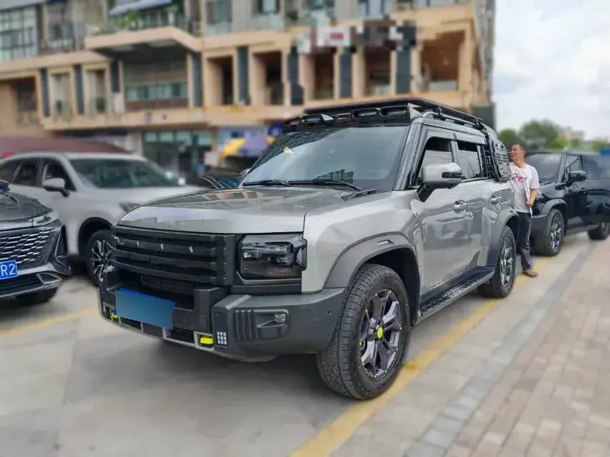 2023 Jetour Traveller 2.0T 254HP L4 7DCT