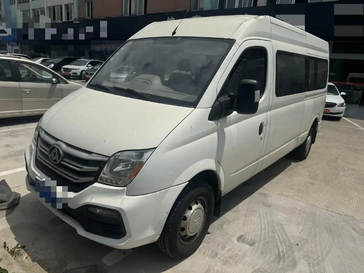 2018 MAXUS XinTu V80 2.5T 136HP L4 6MT