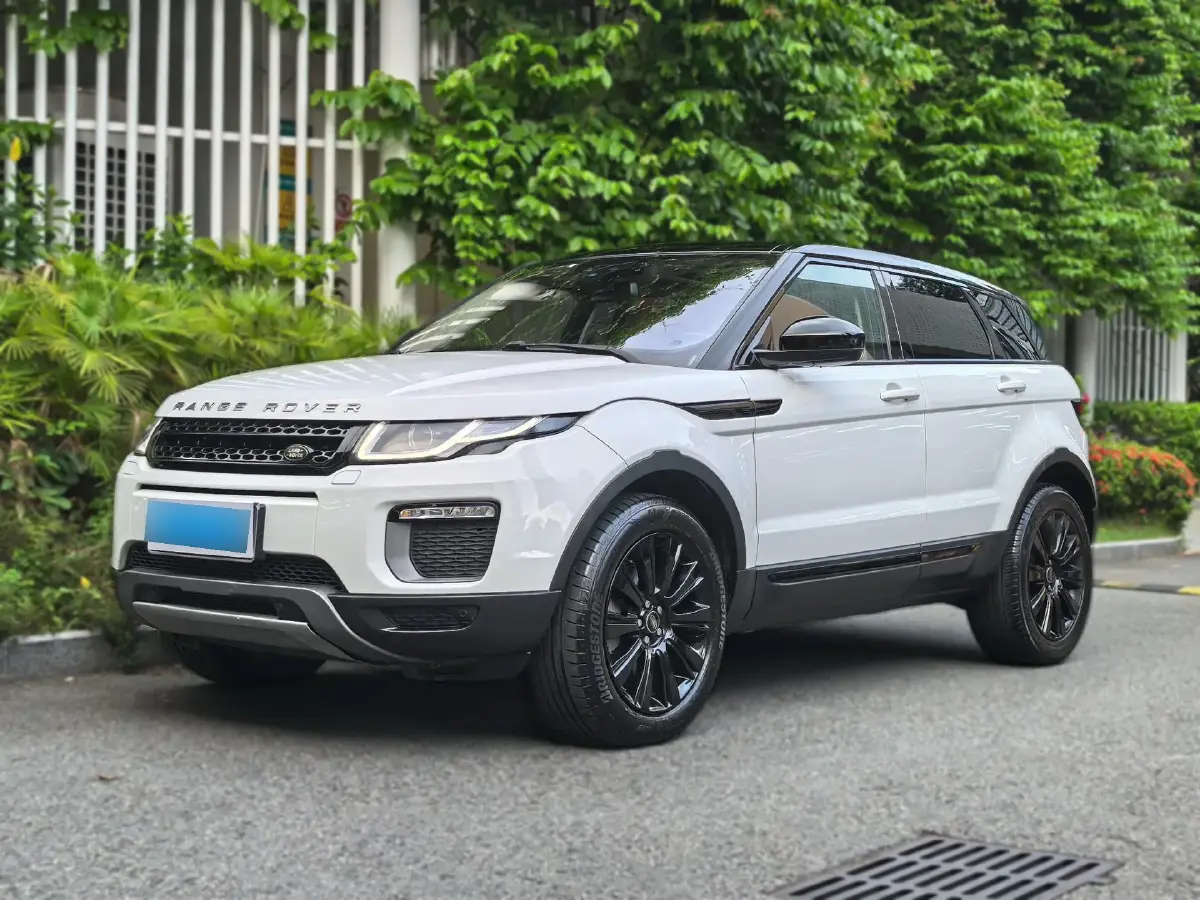 2017 Land Rover Range Rover Evoque 2.0T 241HP L4 9AT