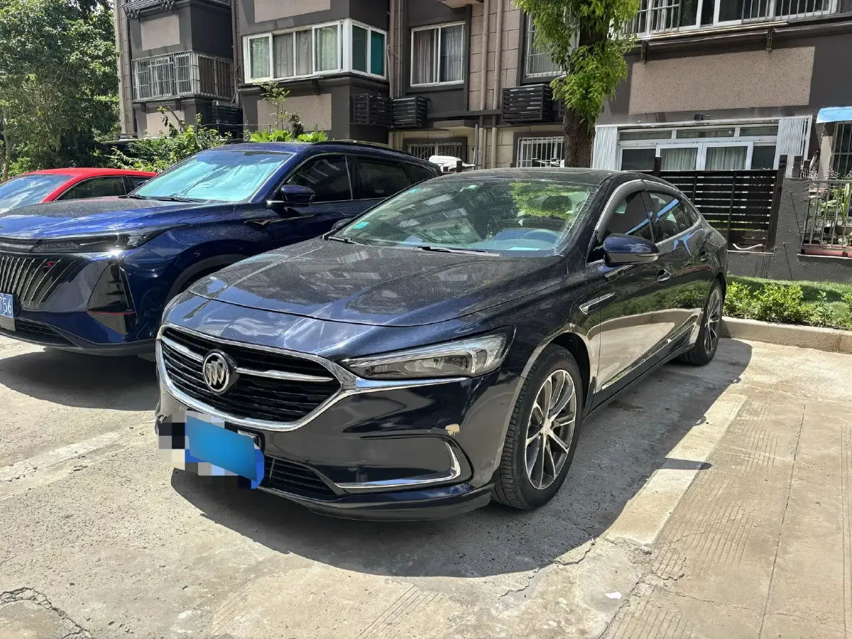 2019 Buick Larcosse 2.0T 241HP L4 9AT