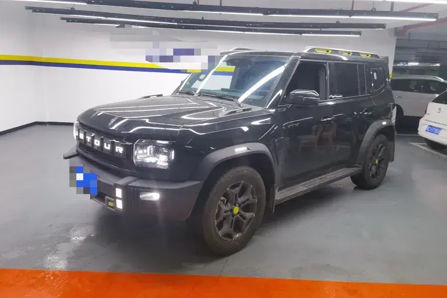 2023 Jetour Traveller 2.0T 254HP L4 7DCT