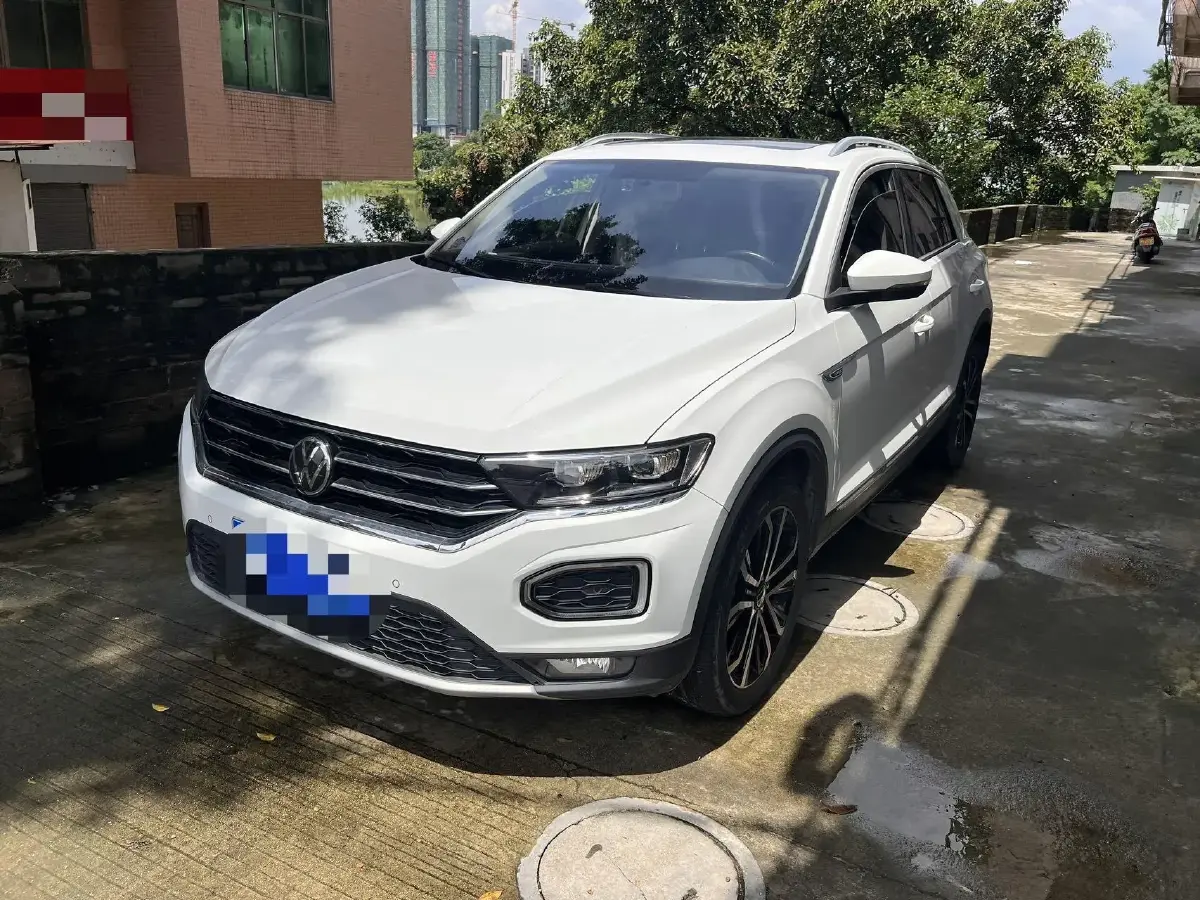 2022 Volkswagen T-Roc 1.4T 150HP L4 7DCT