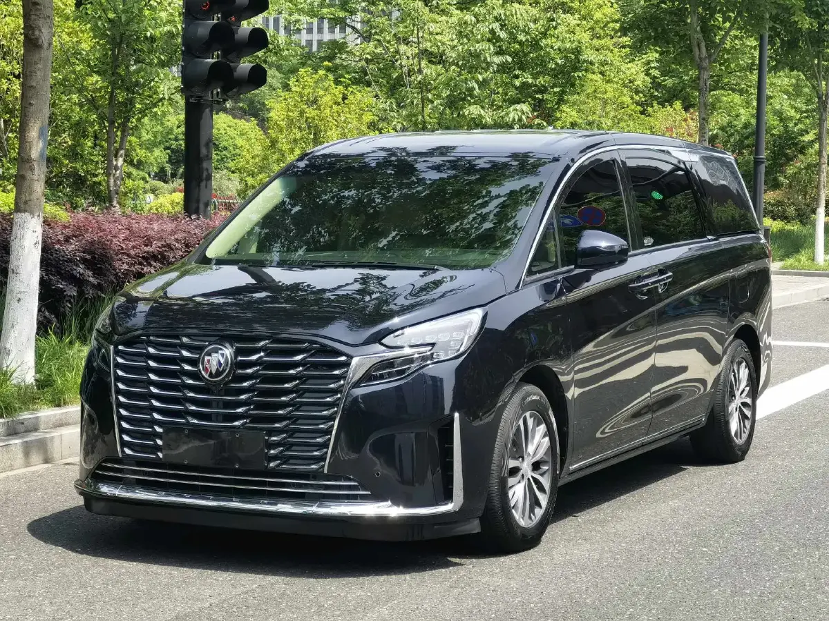 2023 Buick GL8 2.0T 237HP L4 9AT