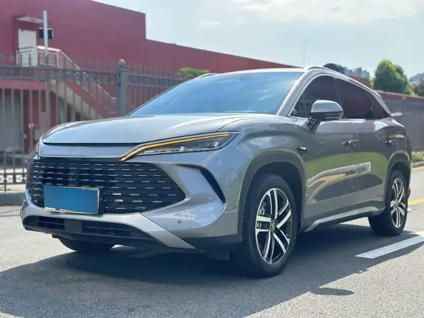 2024 BYD SongL DM-i 1.5L 101HP L4 E-CVT PHEV 18.3KWH