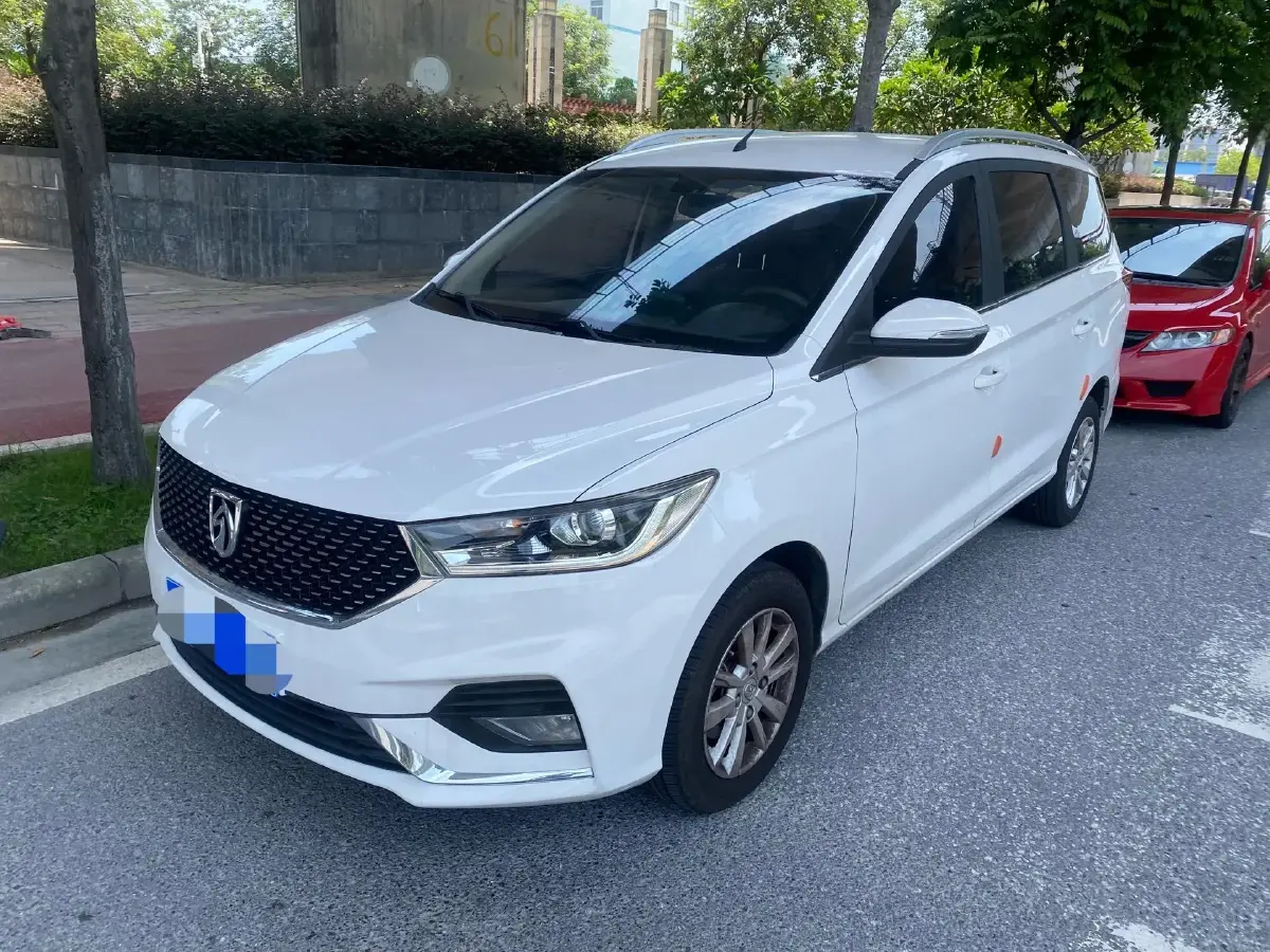 2019 BaoJun 360 1.5L 105HP L4 6MT