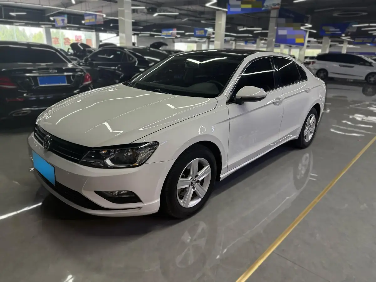 2018 Volkswagen Lamando 1.4T 131HP L4 7DCT