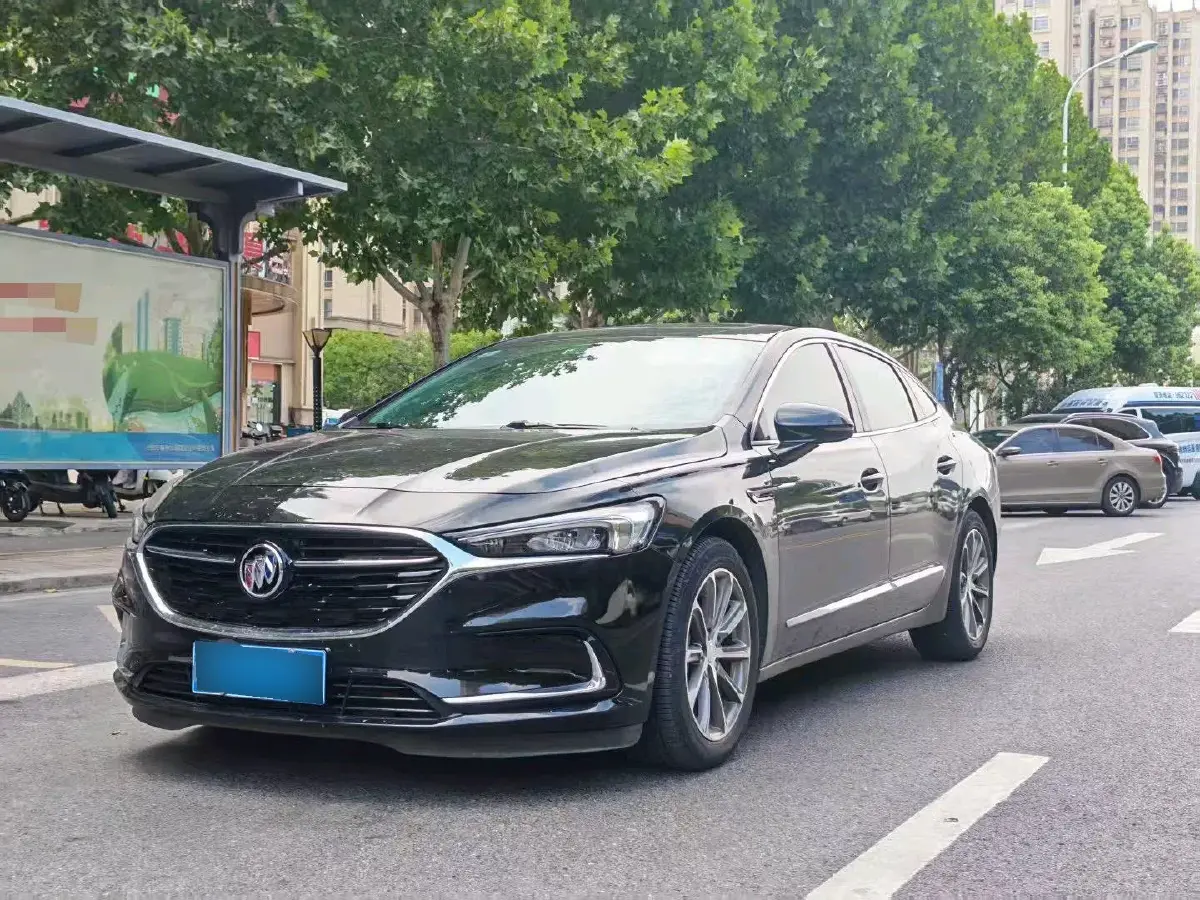 2021 Buick Larcosse 2.0T 237HP L4 9AT