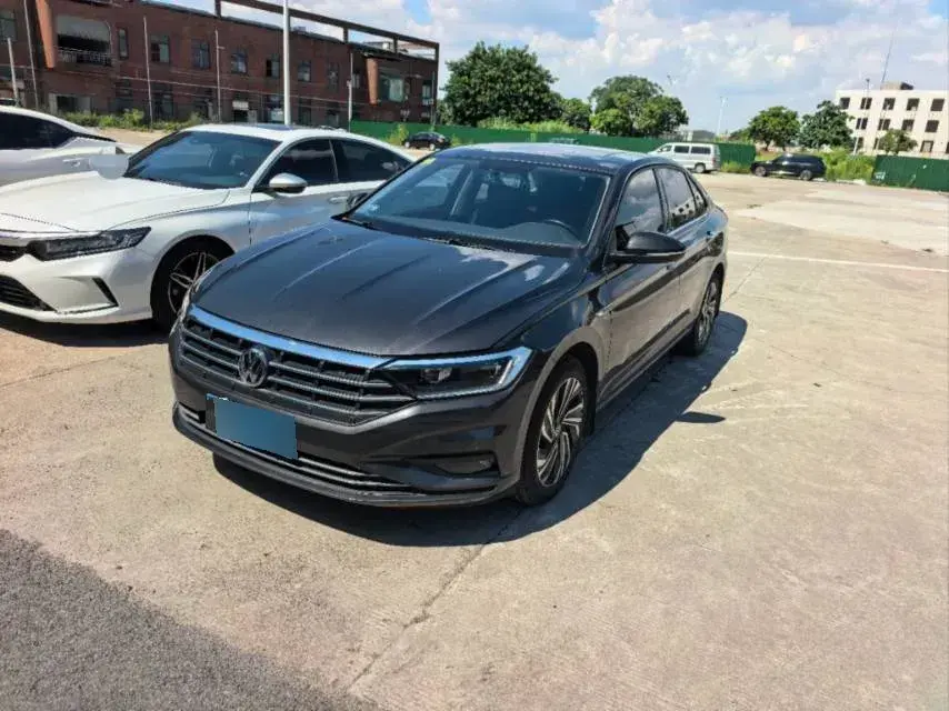 2021 Volkswagen Sagitar 1.4T 150HP L4 7DCT