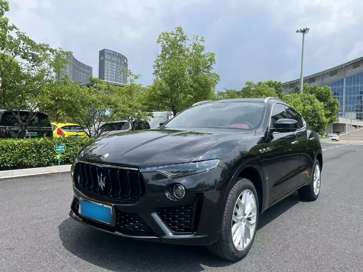 2022 Maserati Levante 3.0T 350HP V6 8AT