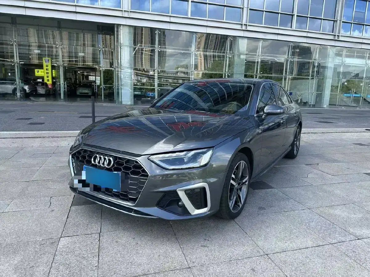 2020 Audi A4L 2.0T 190HP L4 7DCT