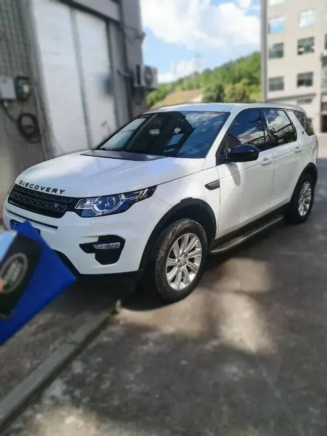 2019 Land Rover Discovery Sport 2.0T 241HP L4 9AT 2019 Land Rover Discovery Sport 2.0T 241HP L4 9AT