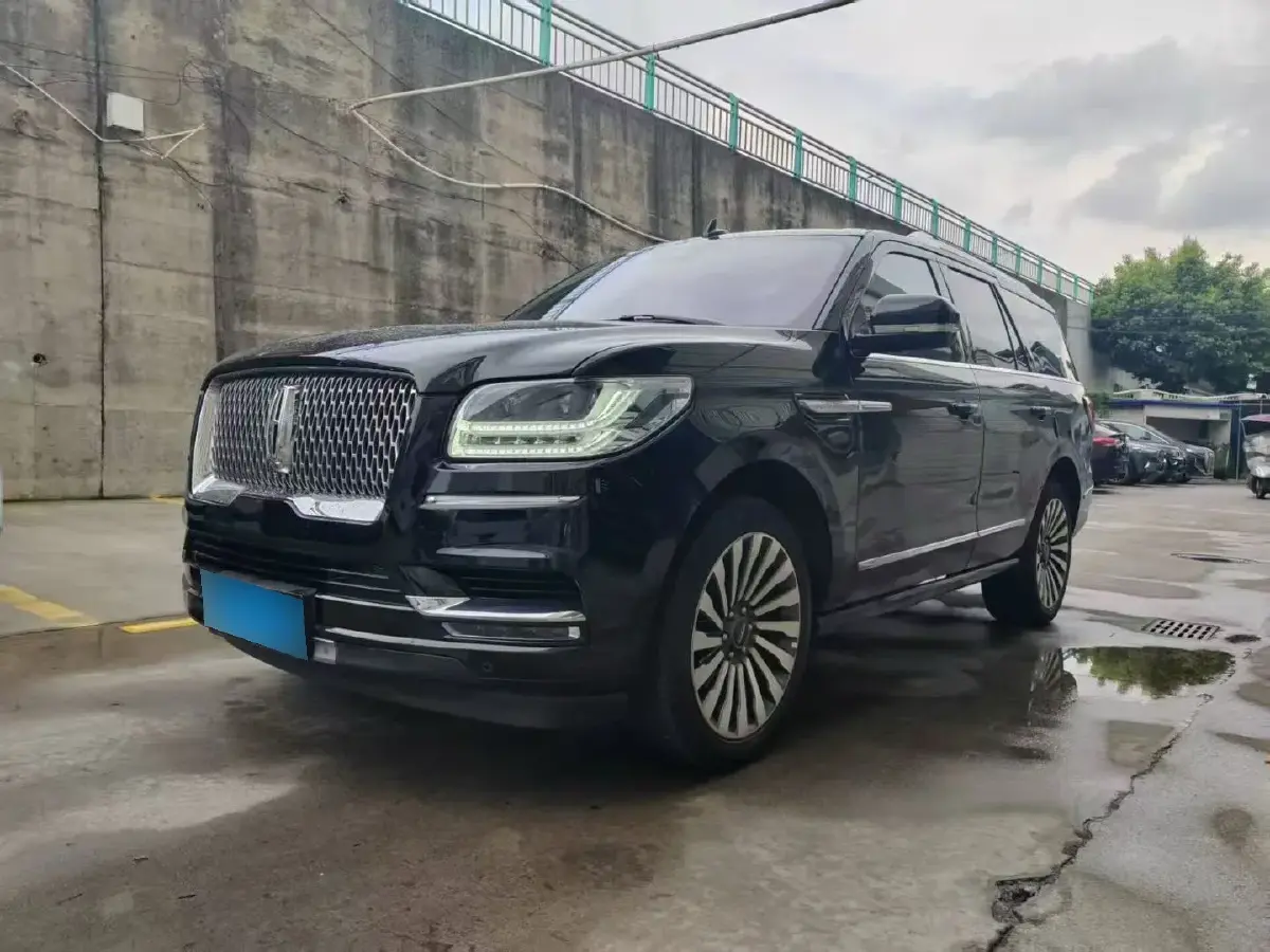 2020 Lincoln Navigator 3.5T 388HP V6 10AT