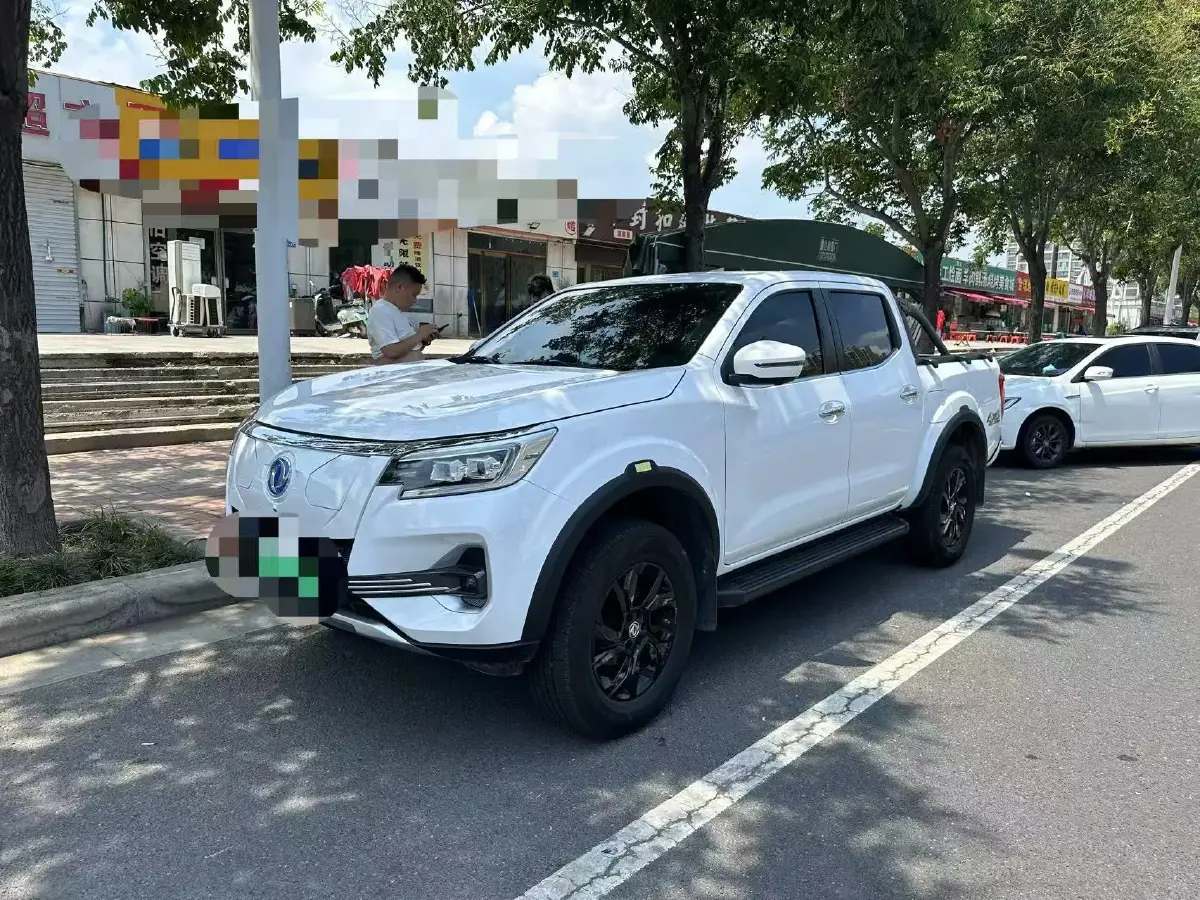 2025 Dongfeng RuiQi 7 BEV