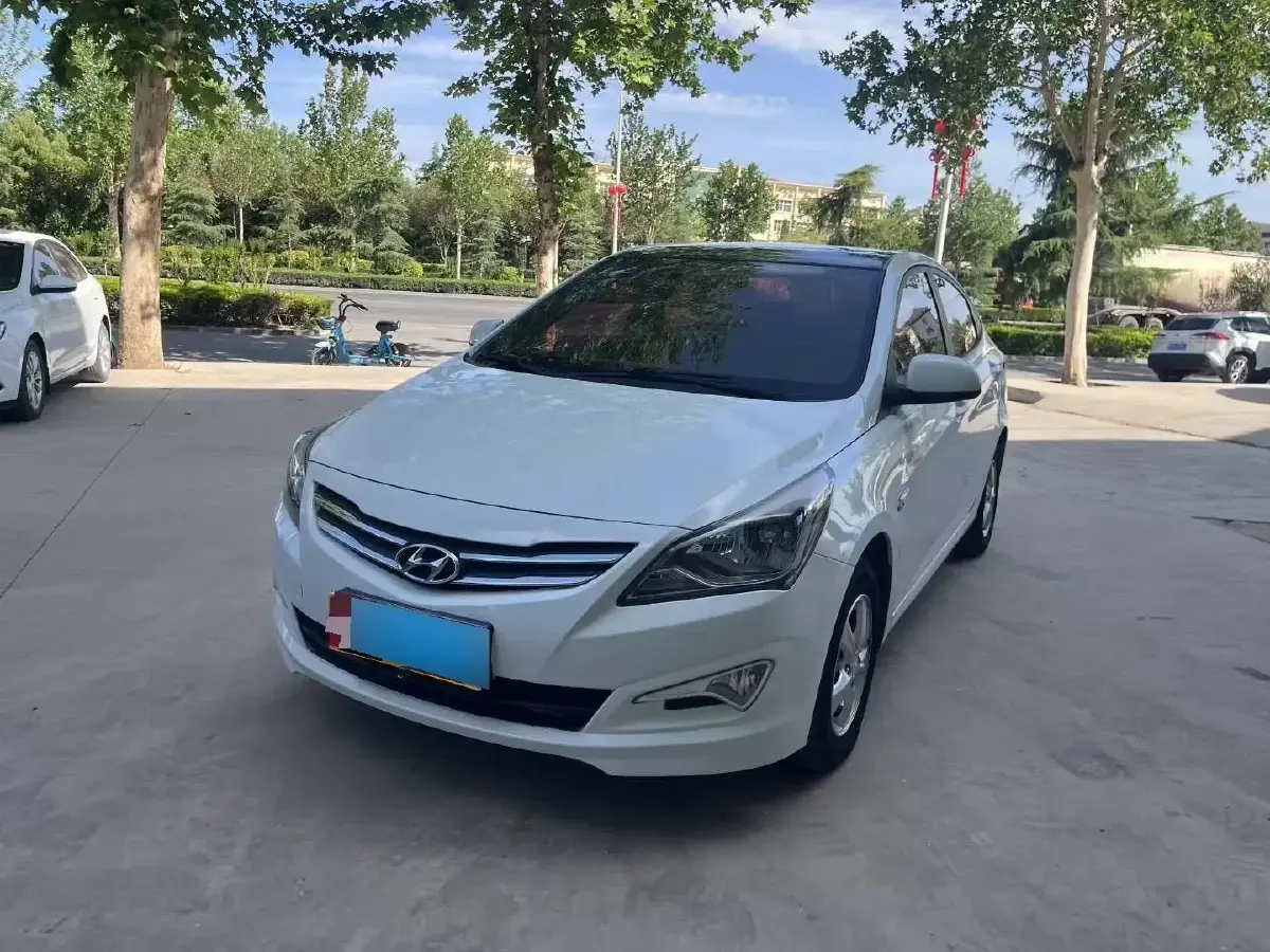 2016 Hyundai Reina 1.4L 107HP L4 4AT