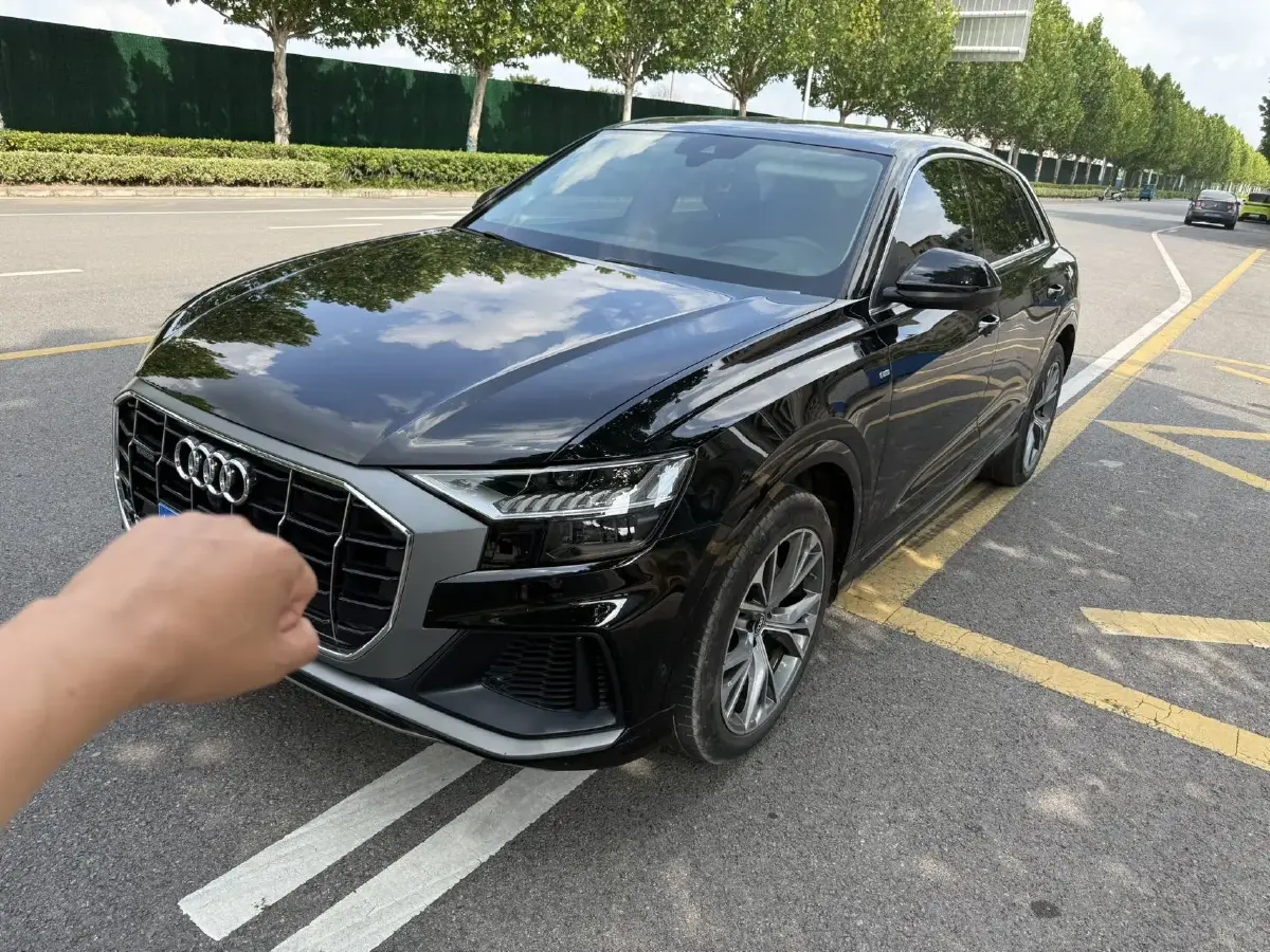 2022 Audi Q8 3.0T 340HP V6 8AT