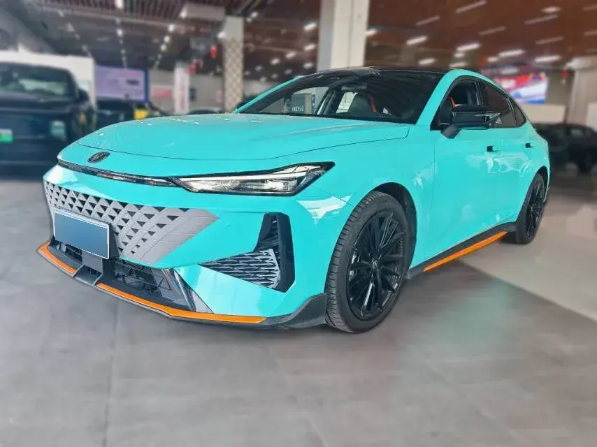 2024 ChangAn UNI-V 1.5T 188HP L4 7DCT