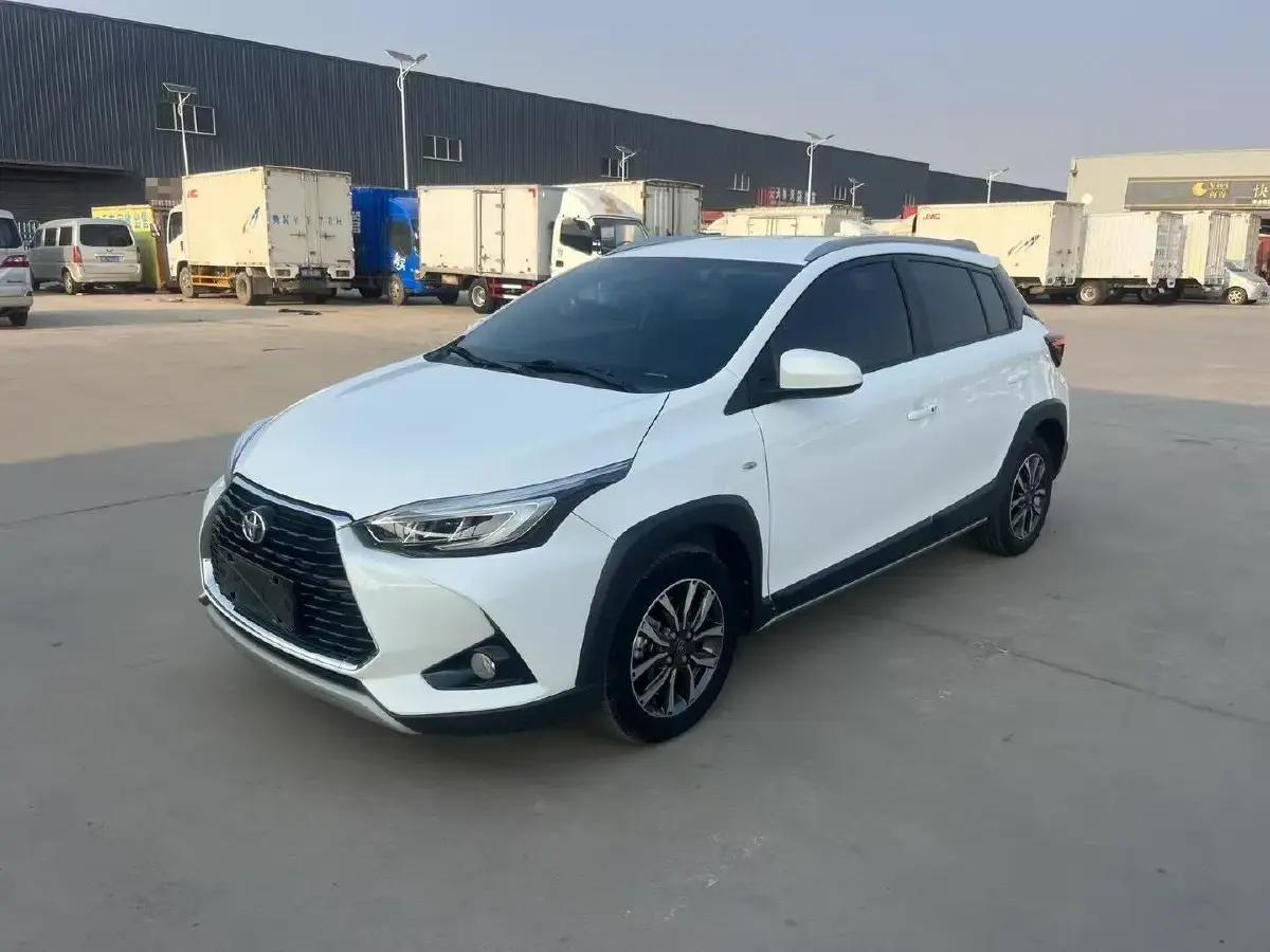 2022 Toyota Yaris L 1.5L 112HP L4 CVT