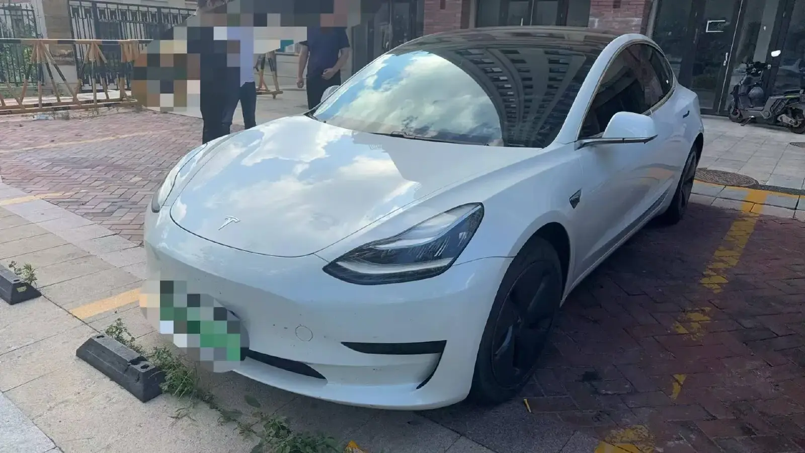 2020 Tesla Model 3 BEV 52KWH