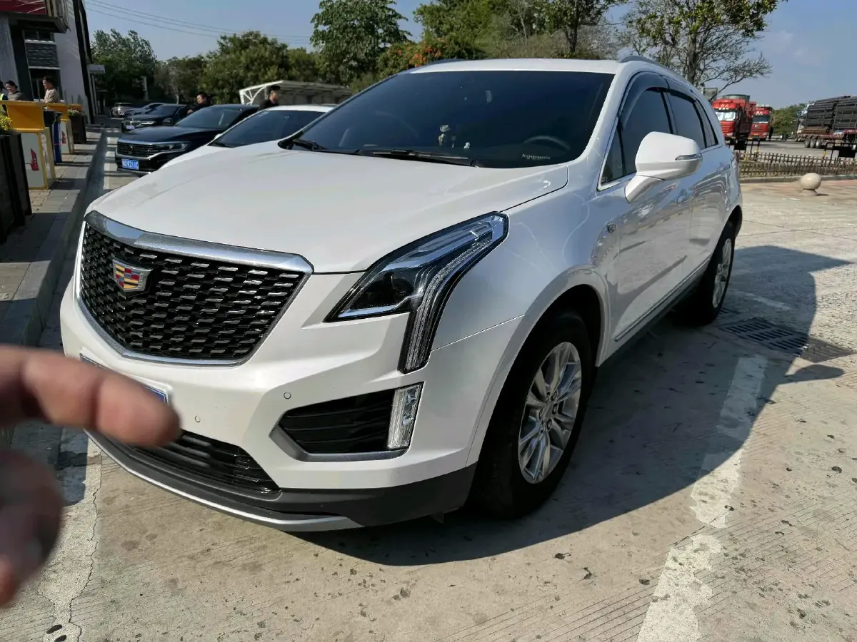 2021 Cadillac XT5 2.0T 237HP L4 9AT