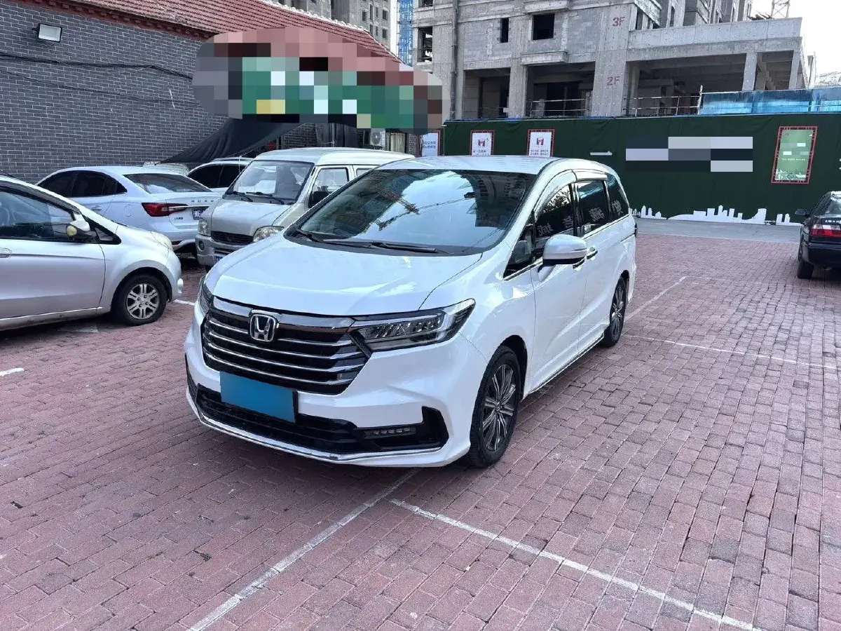 2022 Honda Odyssey 2.0L 146HP L4 E-CVT Hybrid