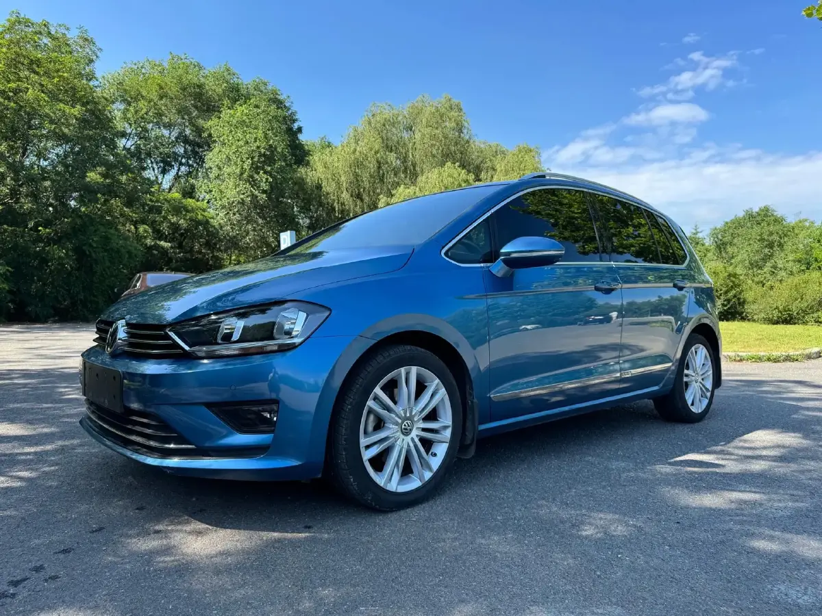 2018 Volkswagen Golf Sportsvan 1.4T 150HP L4 7DCT