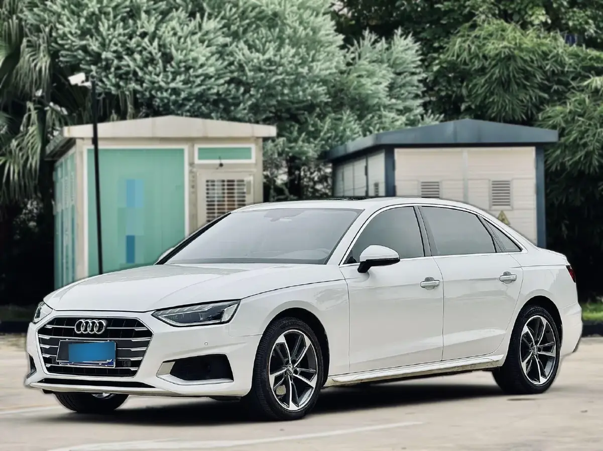 2020 Audi A4L 2.0T 150HP L4 7DCT