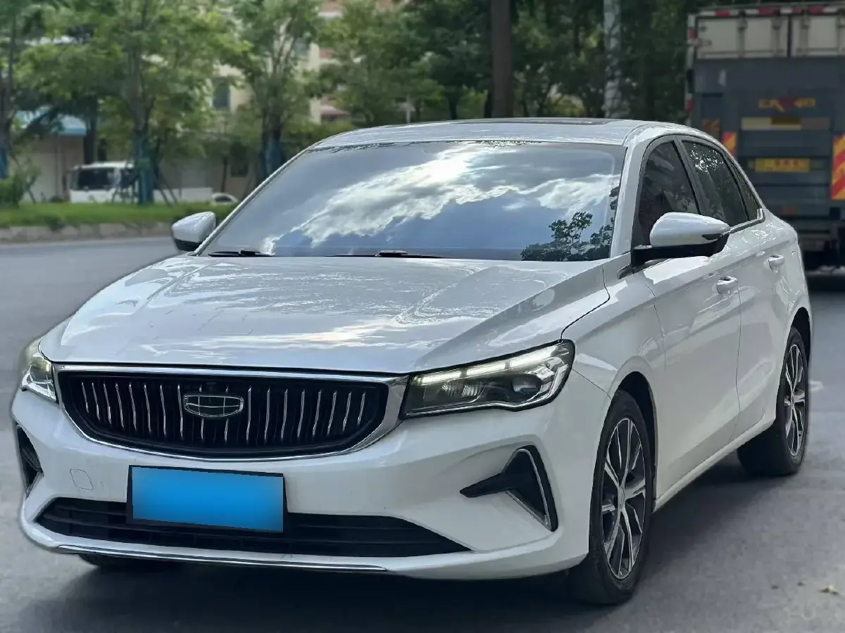 2022 Geely Emgrand L 1.4T 141HP L4 CVT