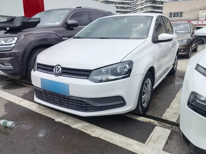 2018 Volkswagen Polo 1.5L 110HP L4 6AT