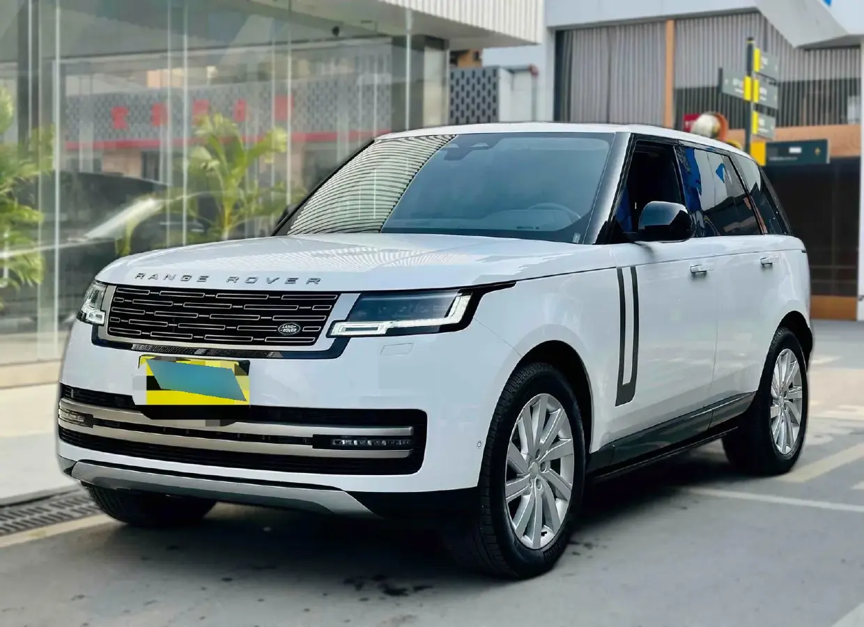 2022 Land Rover Range Rover 3.0T 400HP L6 8AT 2022 Land Rover Range Rover 3.0T 400HP L6 8AT