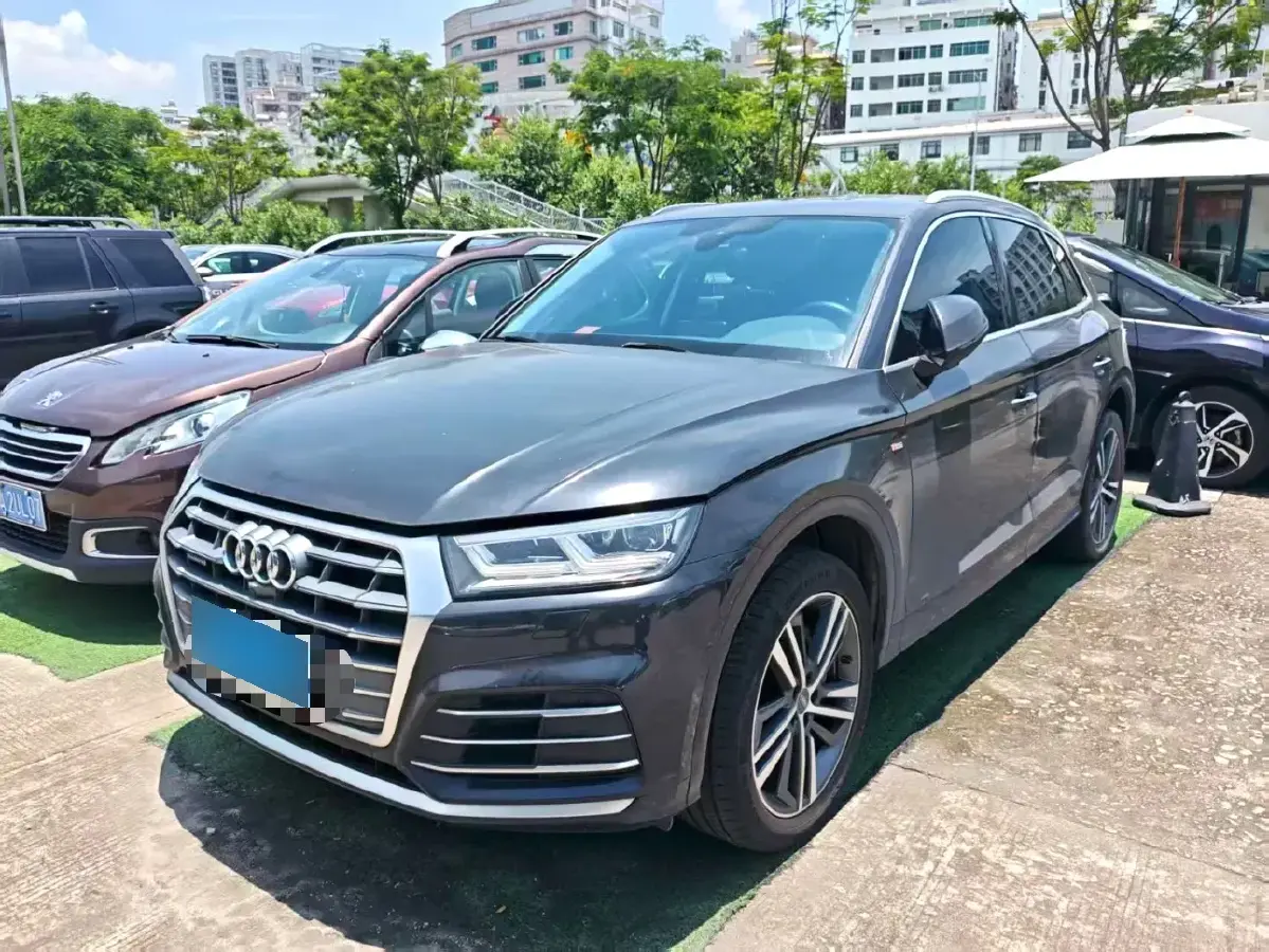 2020 Audi Q5L 2.0T 252HP L4 7DCT