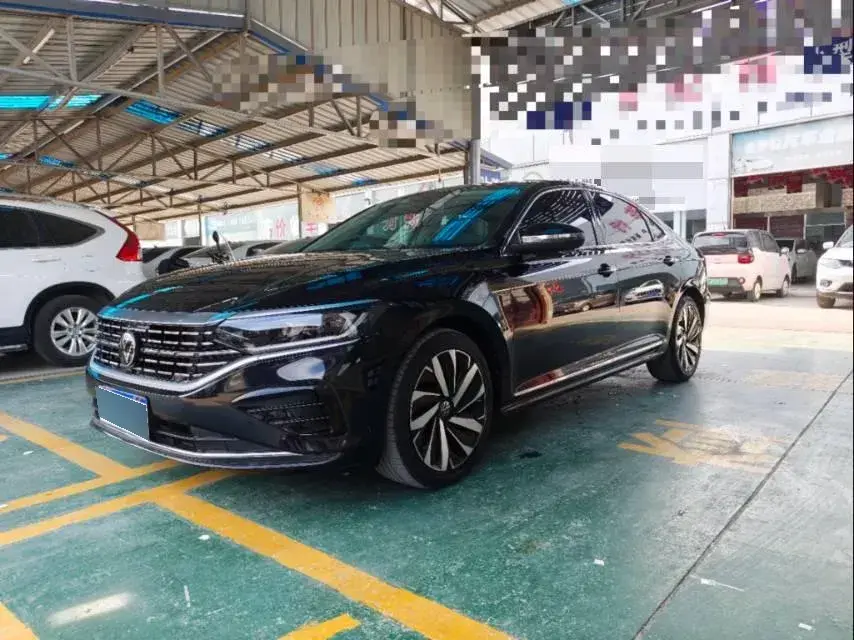 2022 Volkswagen Passat 2.0T 186HP L4 7DCT
