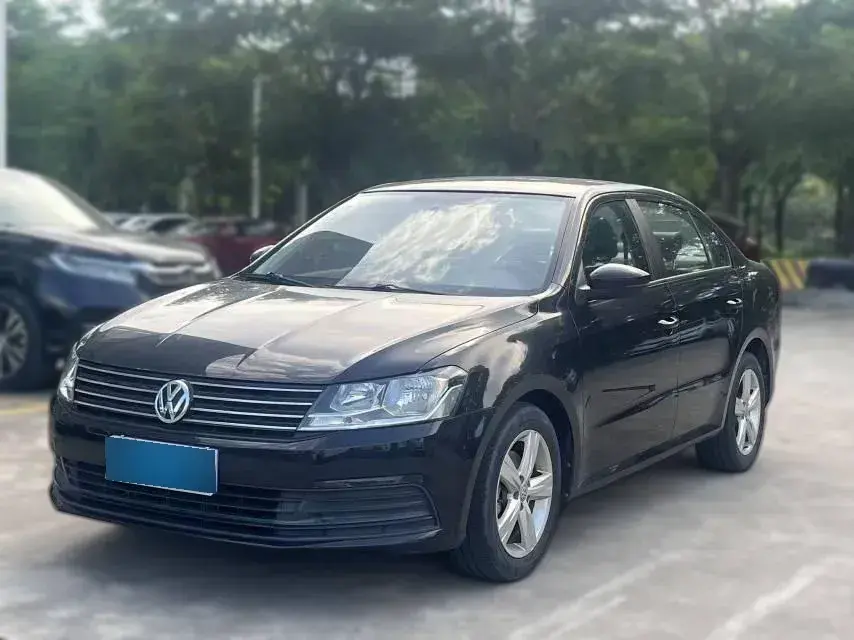 2017 Volkswagen Lavida 1.6L 110HP L4 6AT