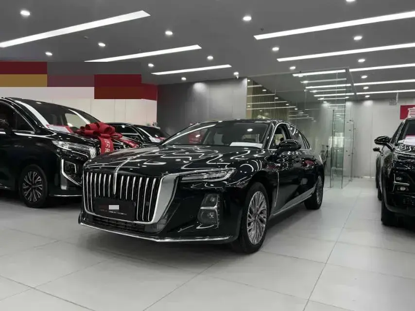 2023 HongQi H5 2.0T 224HP L4 8AT