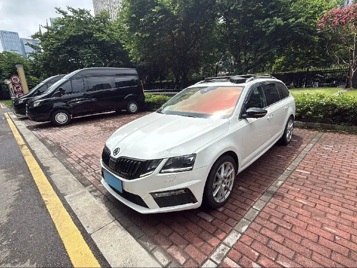 2019 Skoda Octavia 1.4T 150HP L4 7DCT