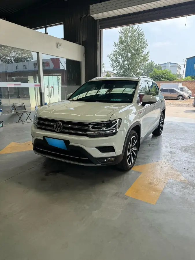 2019 Volkswagen Tharu 1.4T 150HP L4 7DCT