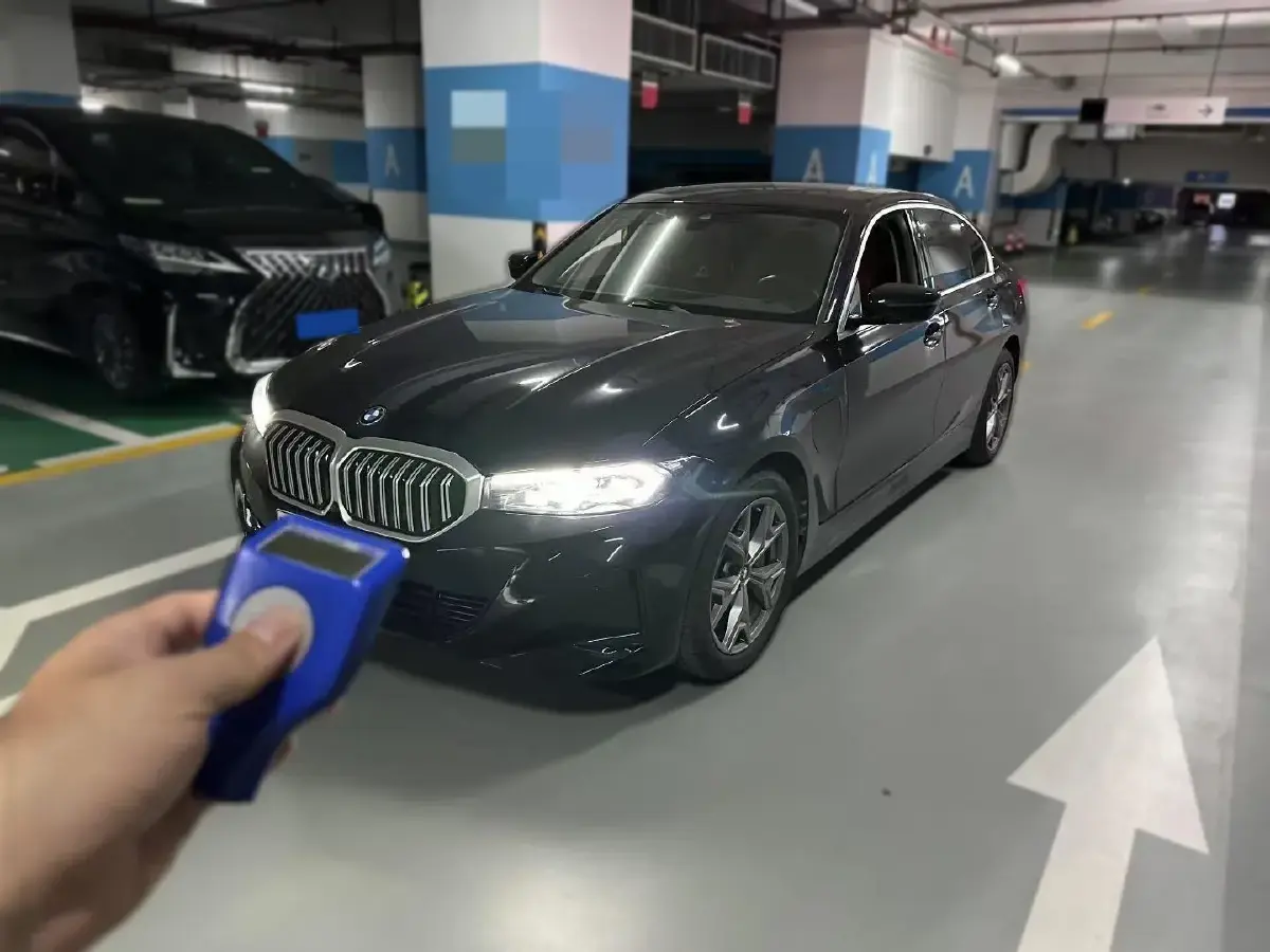 2022 BMW i3 BEV 70KWH