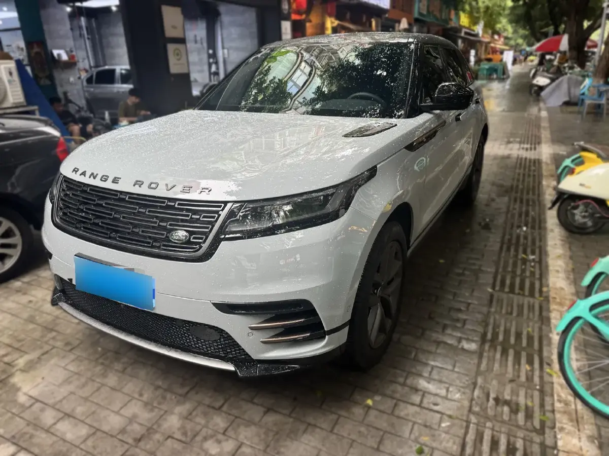 2024 Land Rover Range Rover Velar 2.0T 250HP L4 8AT