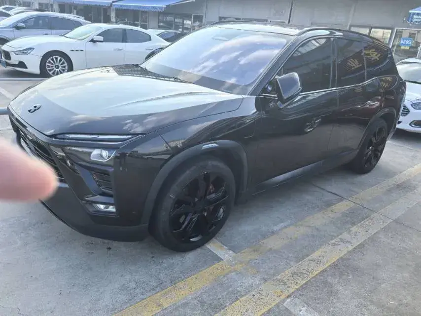 2018 NIO ES8 BEV 70KWH