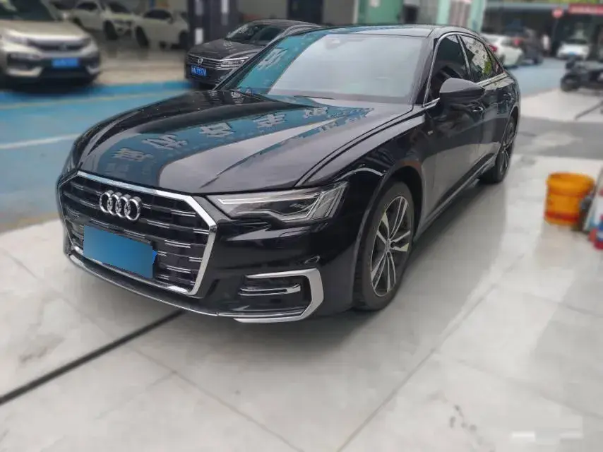 2022 Audi A6L 2.0T 190HP L4 7DCT