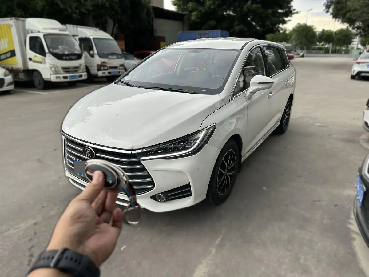2017 BYD Song MAX 1.5T 154HP L4 6DCT