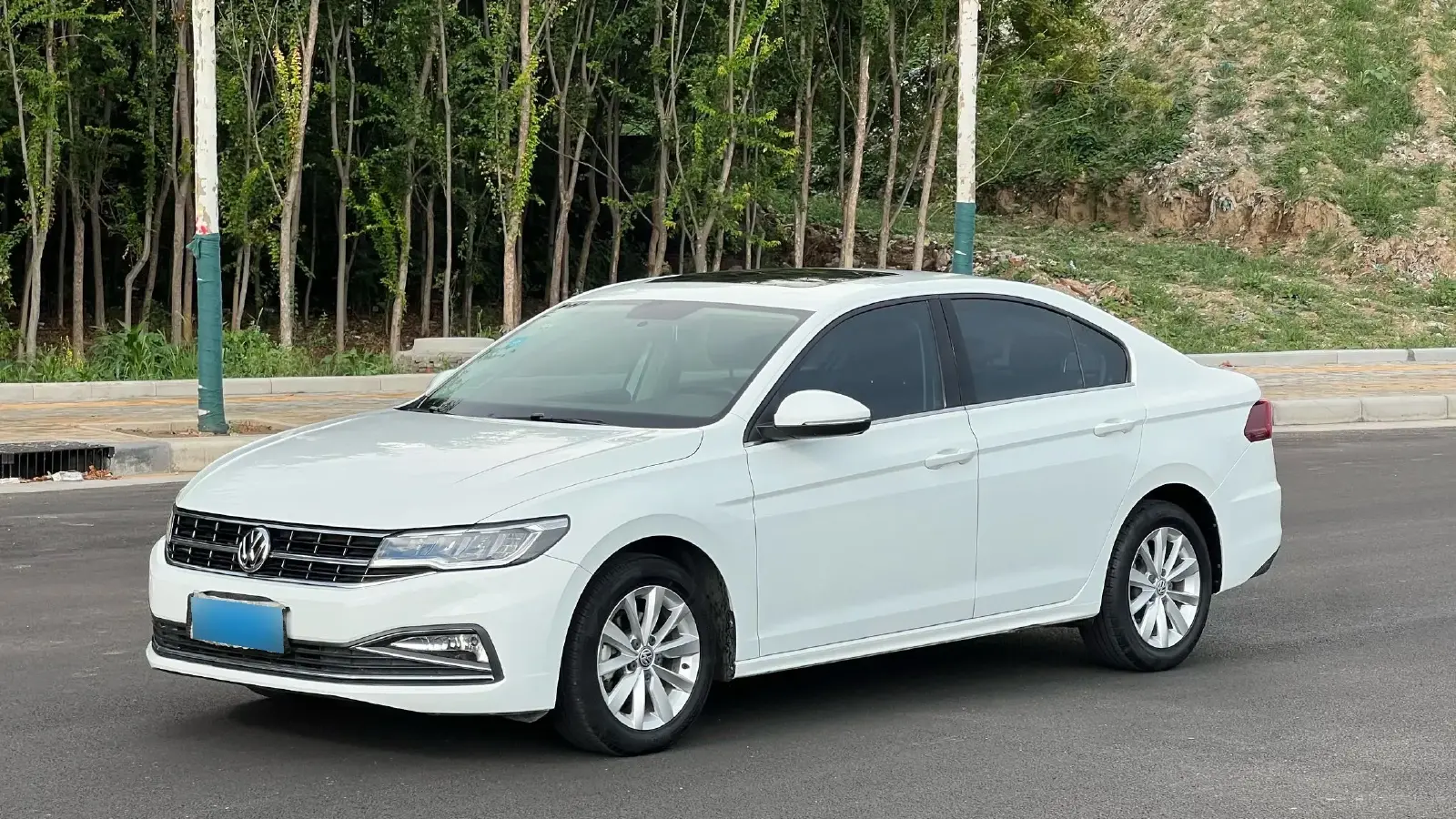 2019 Volkswagen Bora 1.5L 116HP L4 6AT