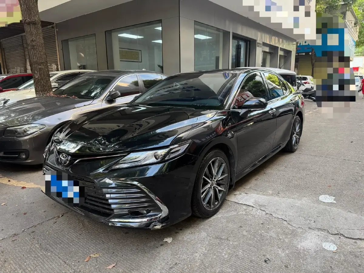 2021 Toyota Camry 2.5L 209HP L4 8AT