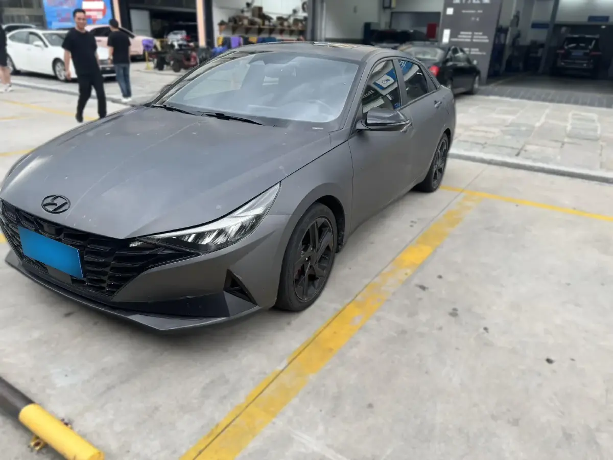 2022 Hyundai Elantra 1.5L 115HP L4 CVT