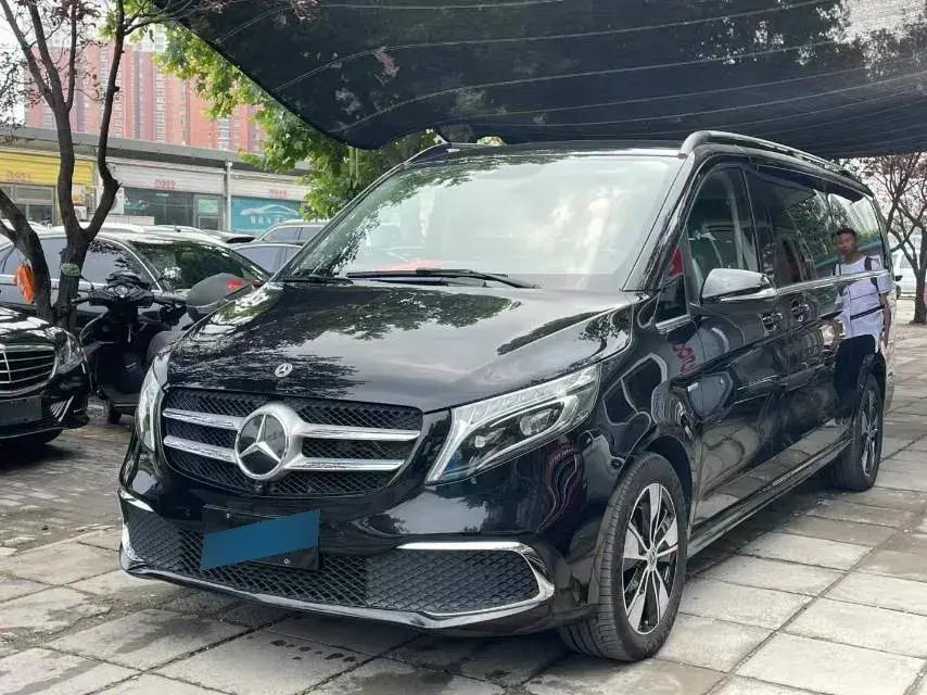 2021 Mercedes-Benz V Class 2.0T 211HP L4 9AT