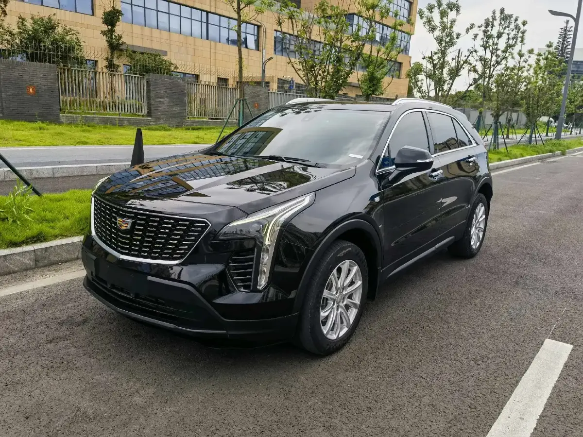 2021 Cadillac XT4 2.0T 237HP L4 9AT