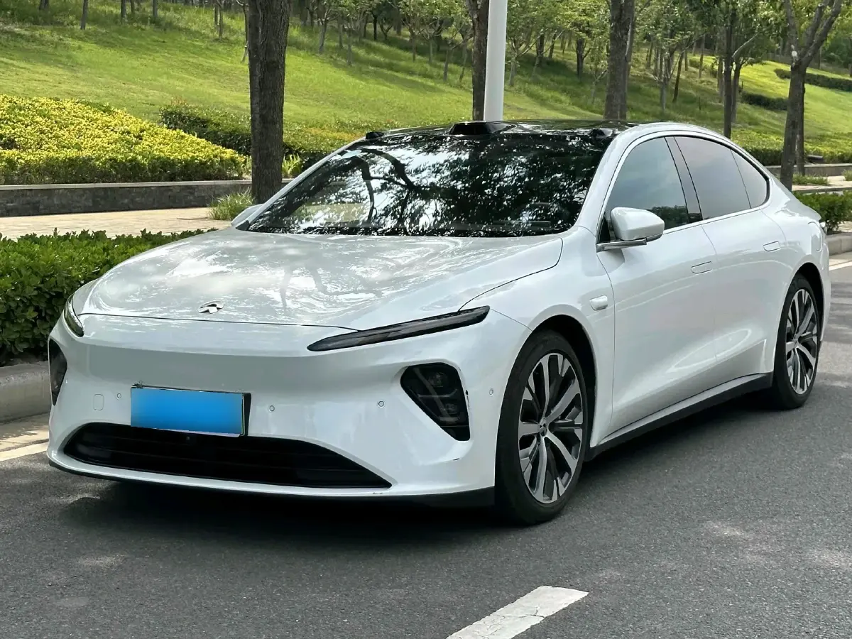 2024 NIO ET7 BEV 75KWH